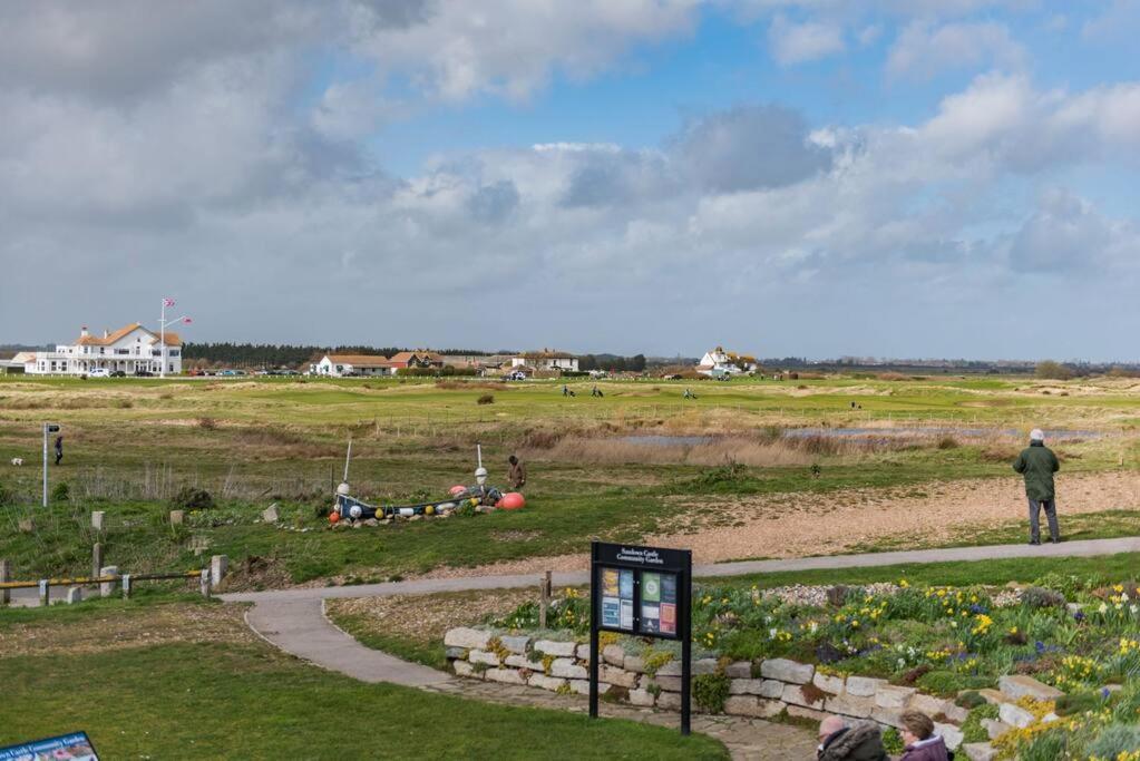 Links Bay - 100 Yards From Beach And Golf Course ディール エクステリア 写真